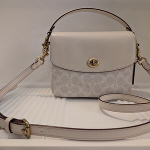 Coach Cassie 19 White leather and signature coated canvas